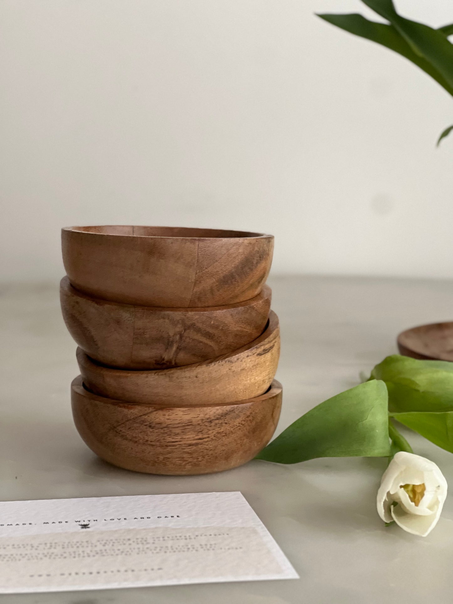 ACACIA WOOD FRUIT BOWL