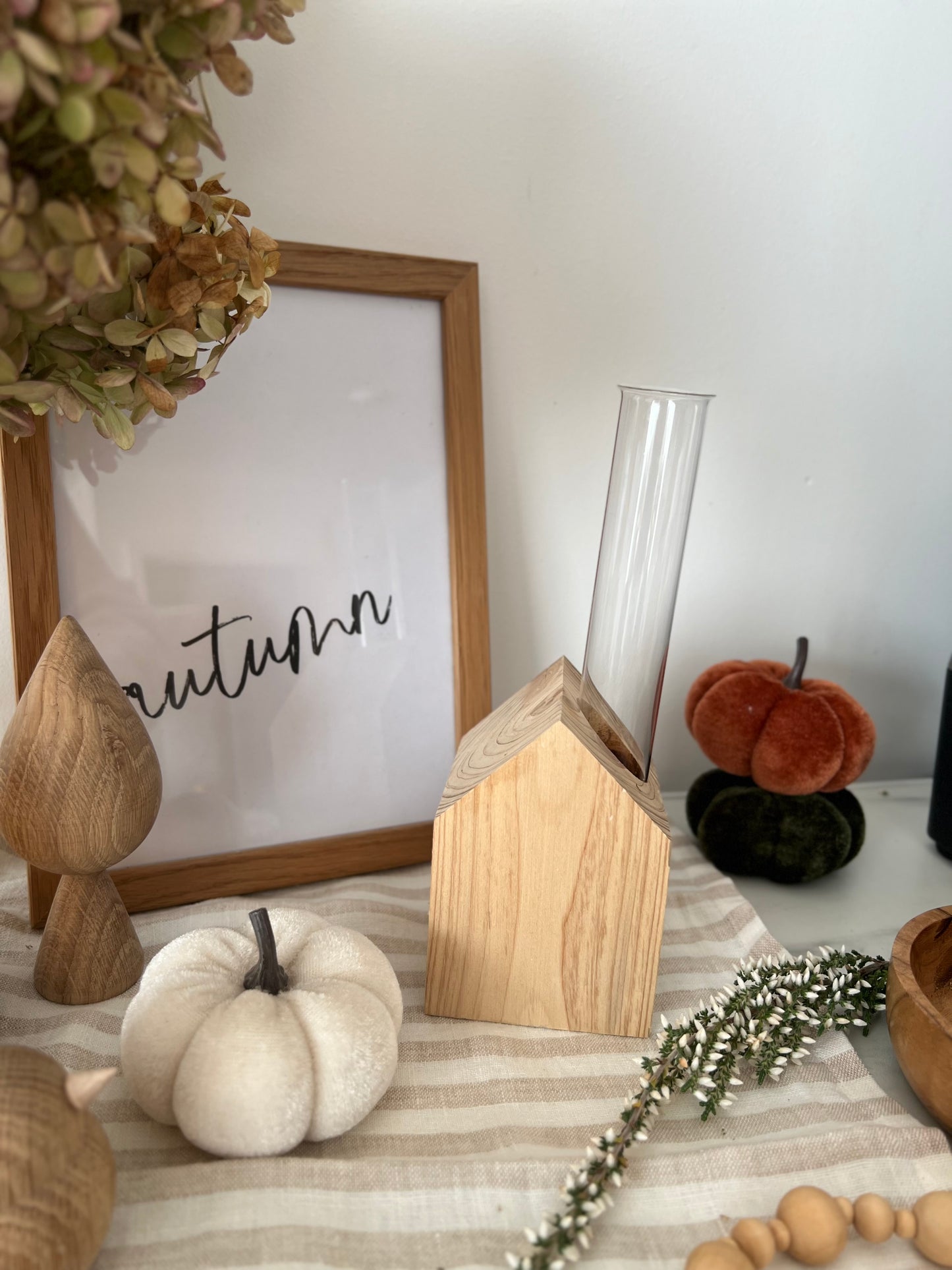 WOODEN HOUSE W/ GLASS VASE