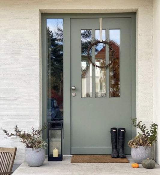 Feel Welcoming: Scandinavian Doorways & Hallways