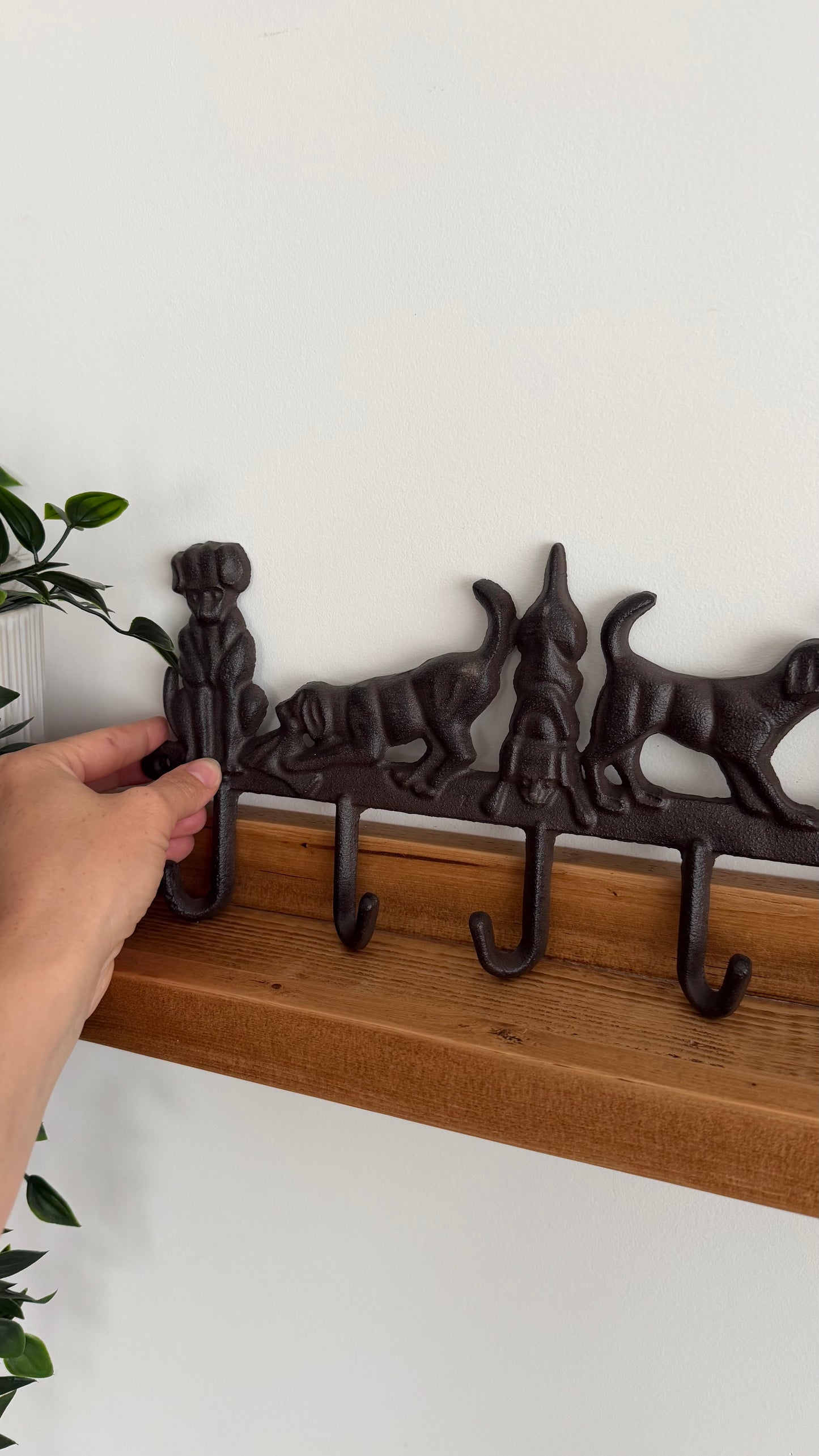 Cast Iron Dog Hook Hanger