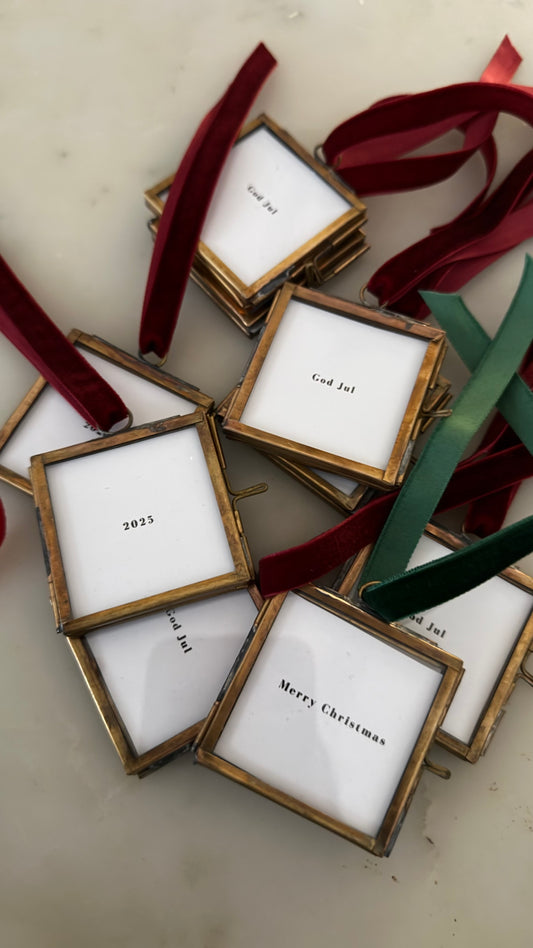 Mini Scandi Hanging Frame- Brass